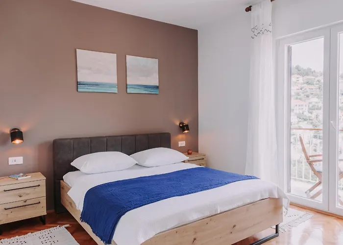 Walter Apartman Rabac